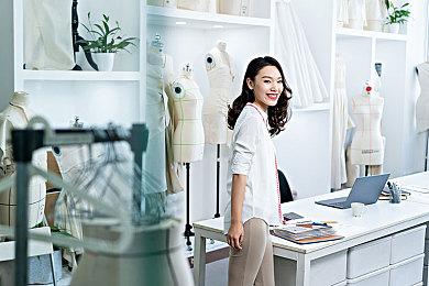 治愈系生存沙盒大作《蜂巢·异星物语》2025TGS首秀，探索异星的诗与远方